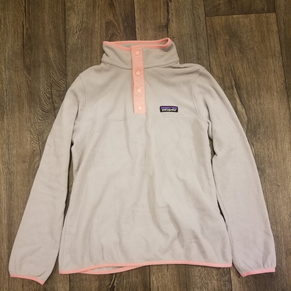 Womans Patagonia long sleeve fleece